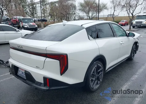 2025 Kia K4 Gt-Line z USA, uszkodzony, nr VIN 3KPFW4DE0SE097667